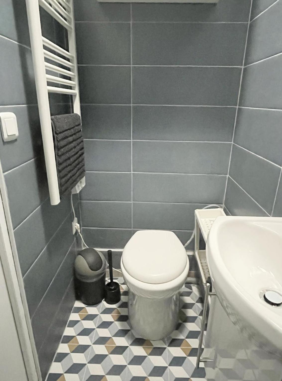 #1 Petit Pres Du Metro L9 Apartment *
